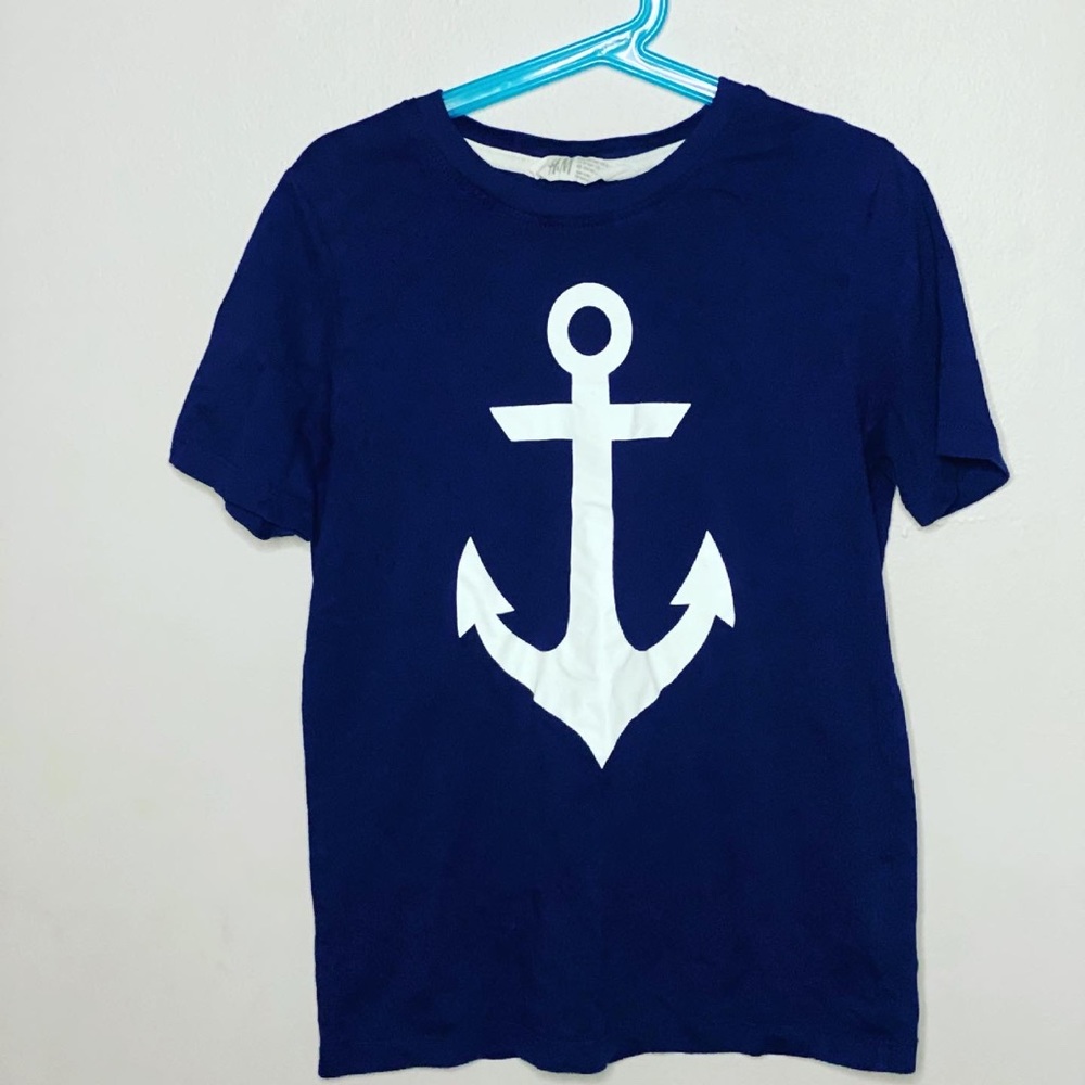 H&M tee - Picture 3 of 3